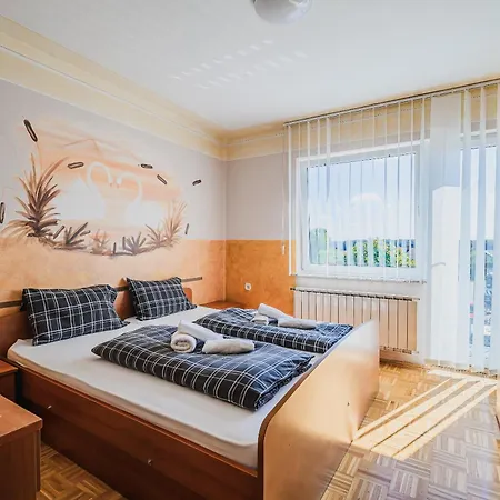 Siva Caplja Guest house 3*