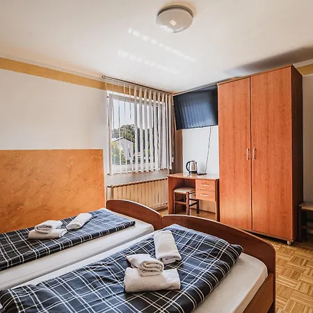 Siva Caplja 3* Bis (Trnovska Vas)