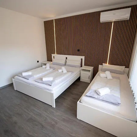 Siva Caplja Guest house 3*