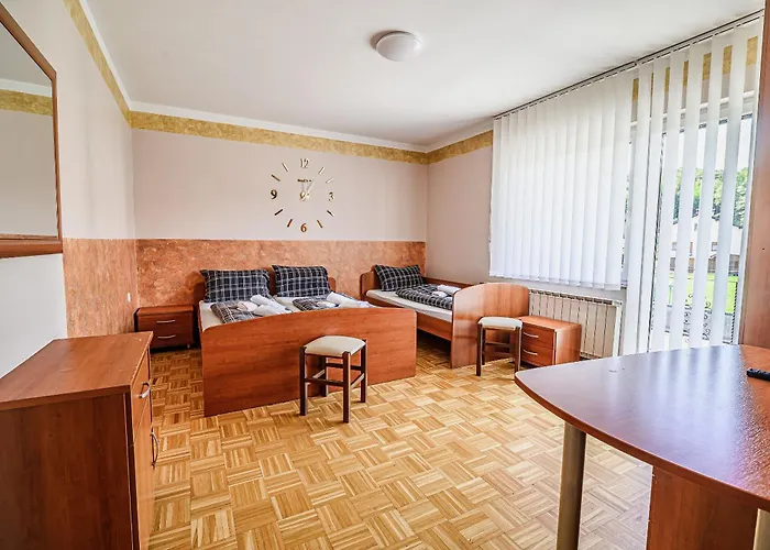 Siva Caplja بيت ضيافة